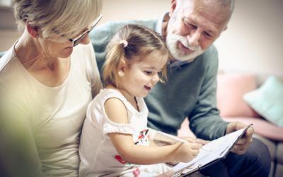 Los abuelos cuidadores de los nietos