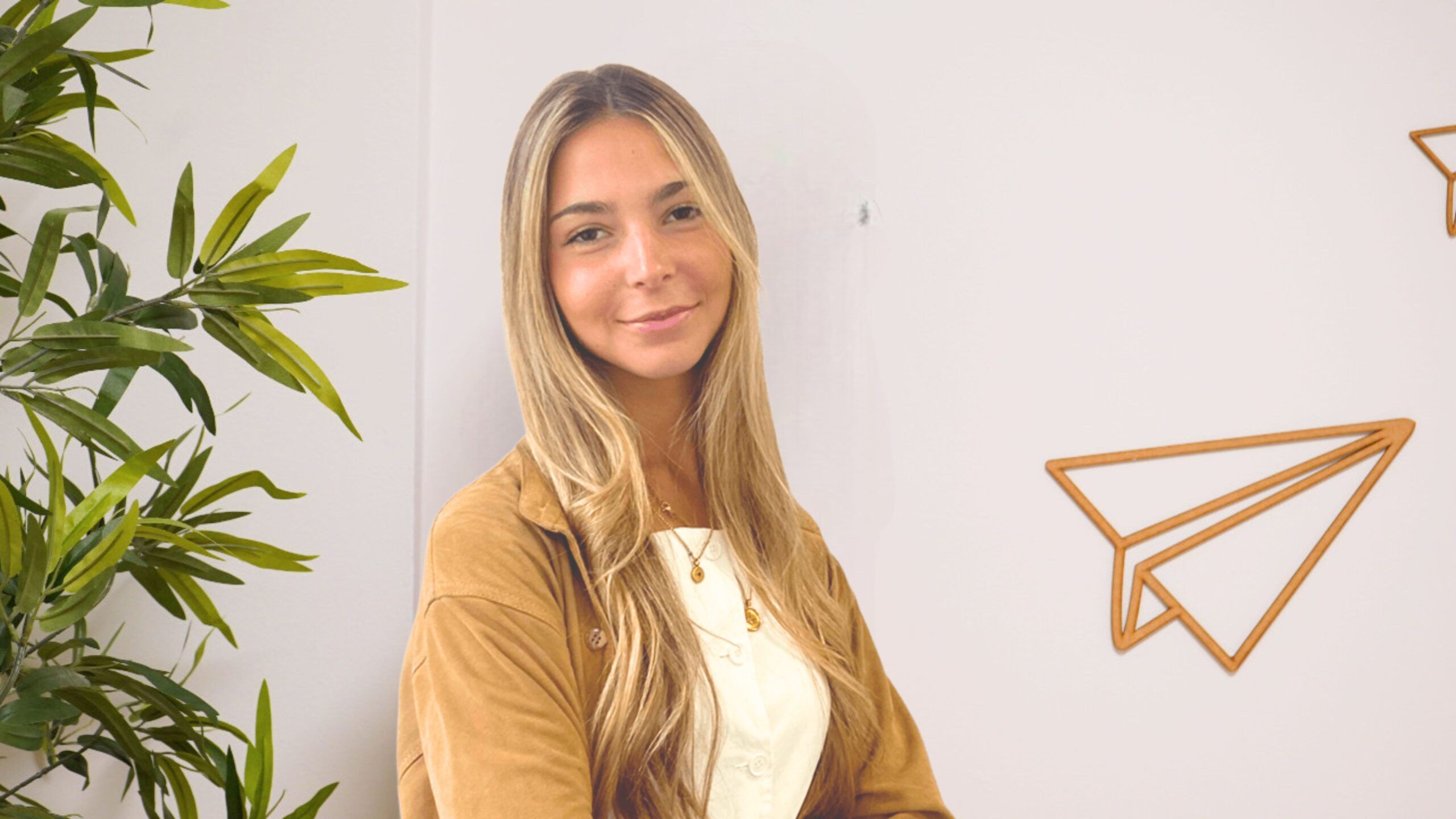 PROFESIONALES DEL EQUIPO FONDO AVIONES(5) María Pérez Calero Psicóloga en Valencia